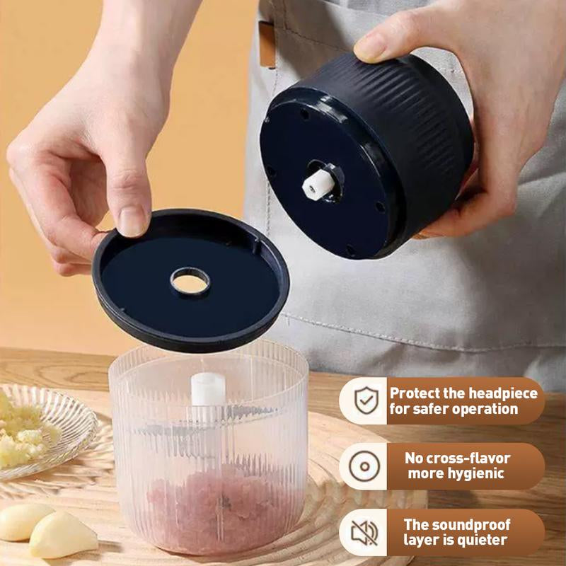 Electric Garlic Chopper, 4 Sharp Blades,Portable Veggie Chopper, 300ML Garlic Grinder Masher Onion Chopper, Blender to Vegetable, Cordless Food Processor for Ginger, Chili, Fruit, Meat, Spices, Beans, Etc